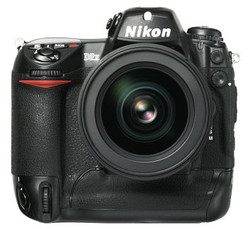 Nikon D2X: Sen profesionálů