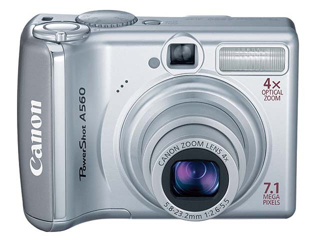 Novinky: Canon, Fujifilm a Pentax