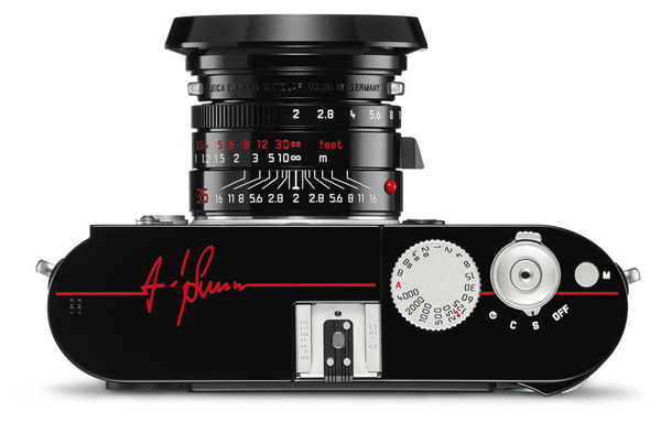 Leica M Monochrom "Signature": s podpisem Andyho Summerse