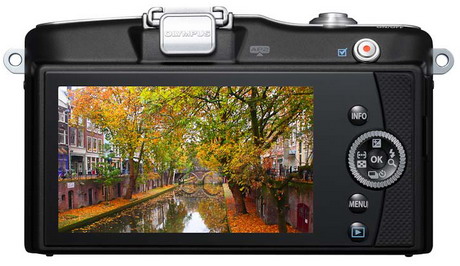 Maličký Olympus PEN E-PM1