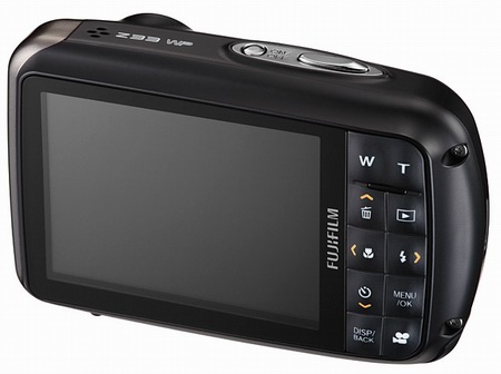Fujifilm uvedl stylový FinePix Z30 a odolný FinePix Z33 WP