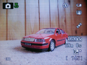 Nikon Coolpix S6300: vlk v rouše beránčím