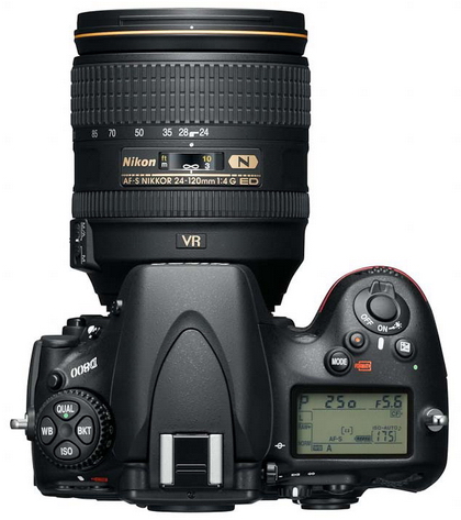 Full frame zrcadlovka Nikon D800 s 36MPx čipem