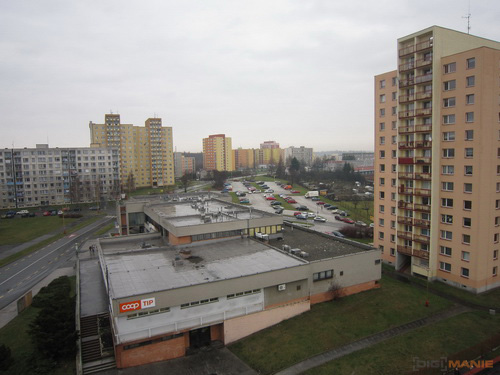 Canon IXUS 200 IS: poprvé dotykově