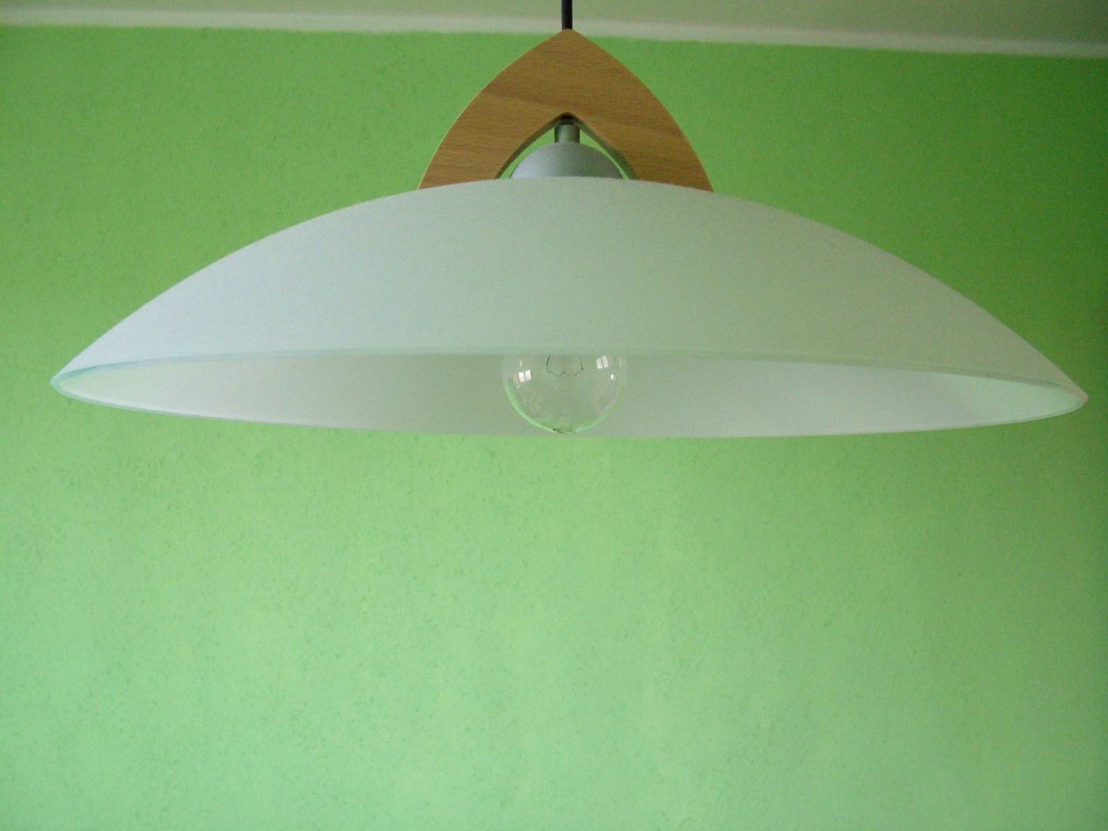 Fujifilm S7000: šestimegapixel s šestinásobným optickým zoomem