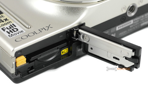 Nikon Coolpix S8200: kapesní mikroskop