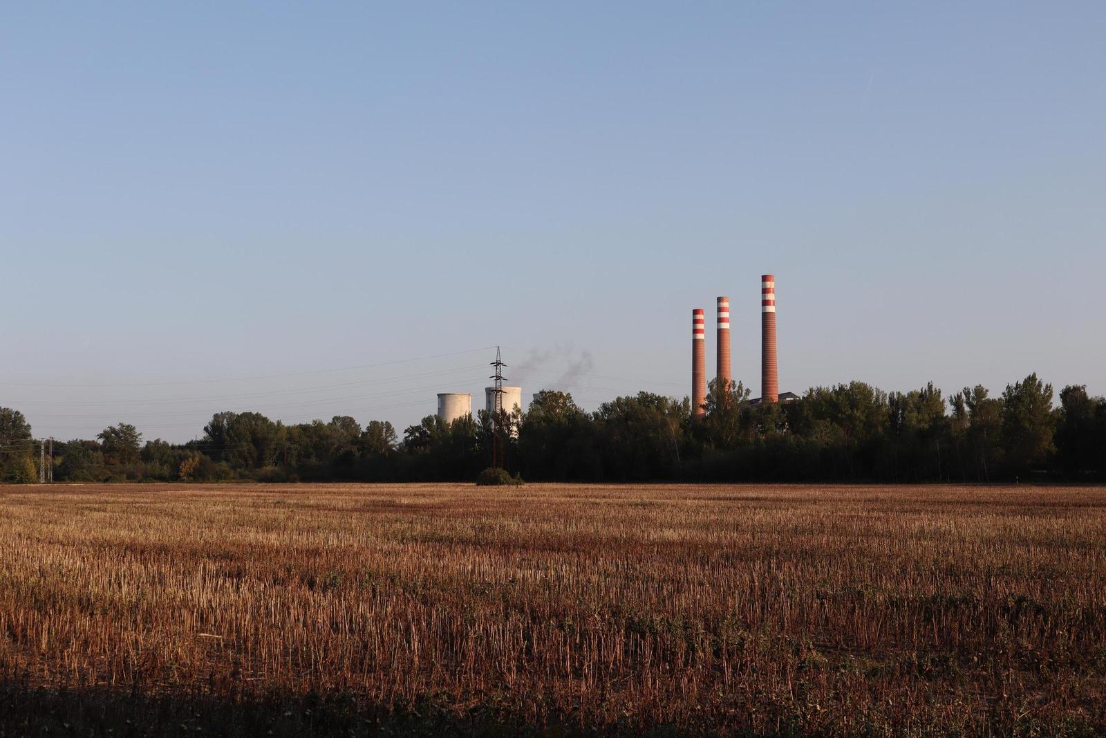 Canon EF-M 28mm f/3.5 Macro IS STM