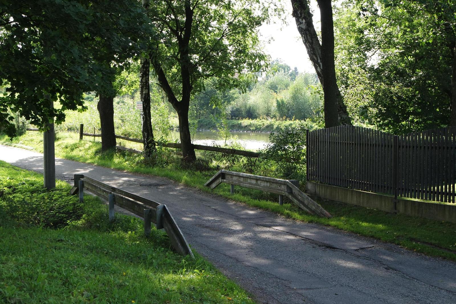 Samsung 16-50mm 1:3.5-5.6 ED OIS Power Zoom