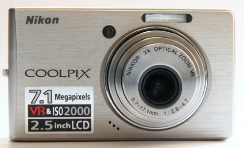 Nikon Coolpix S500: malý, ale výkonný