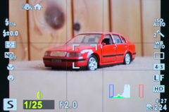 Olympus XZ-1: trefa do černého