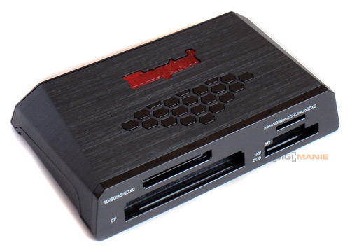 Test paměťových karet SDHC a SDXC