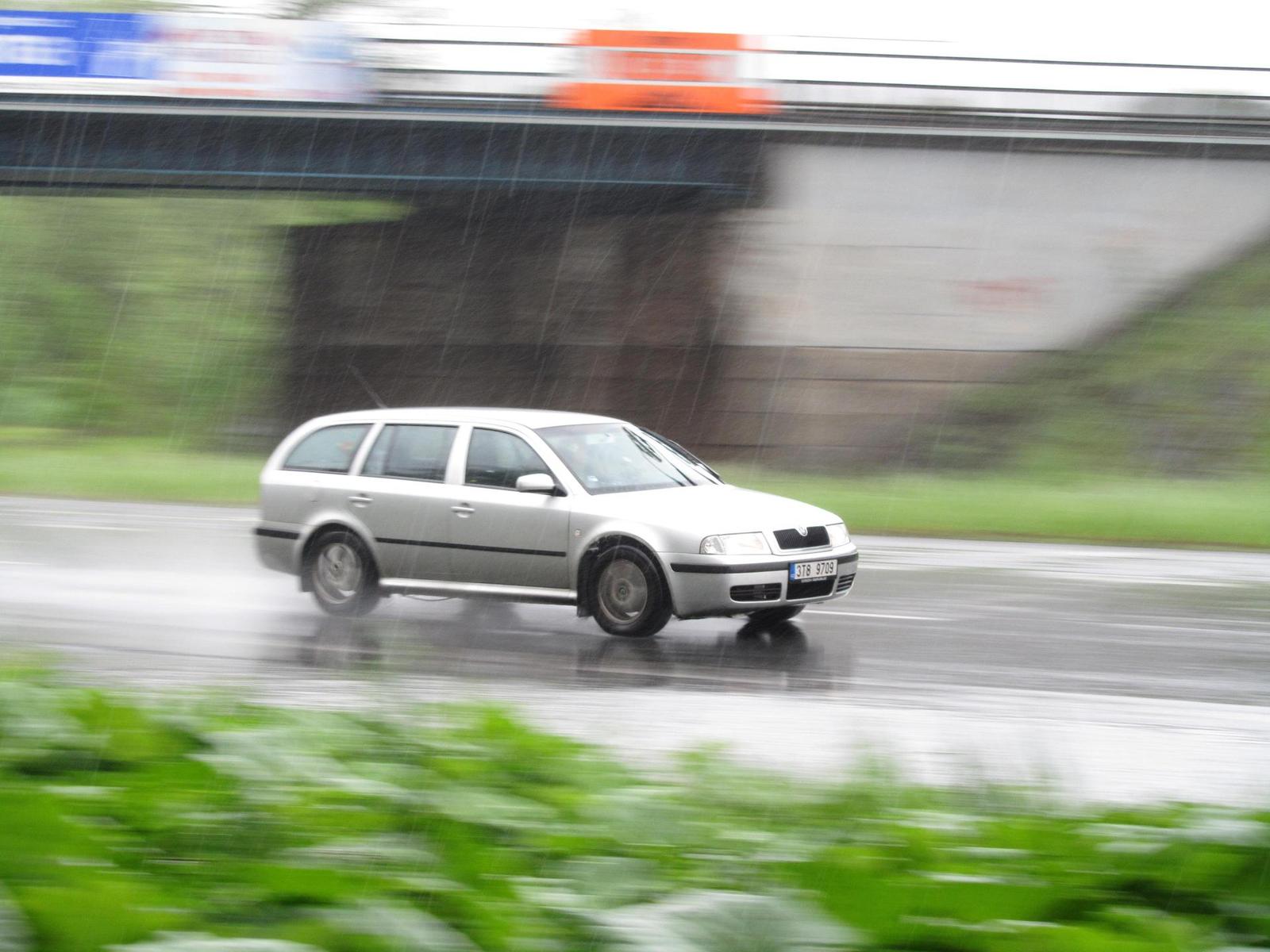 Canon PowerShot SX210 IS: s překvapivou zbraní