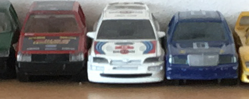 Apple iPhone SE: kompaktní silák