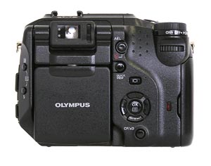 Olympus Camedia C-5060: Kompakt se širokým okem