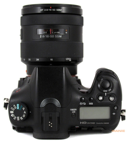 Sony SLT-A77: megapixelový přeborník