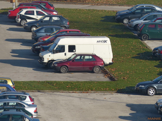 Panasonic Lumix FZ200: ultrazoomové překvapení roku