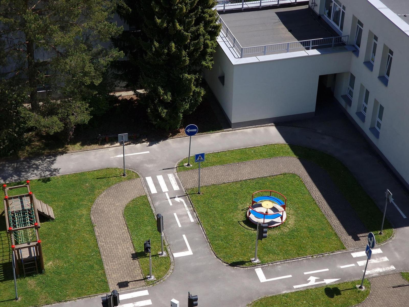 Samsung Galaxy S22 Ultra: pětioký fotografický král?