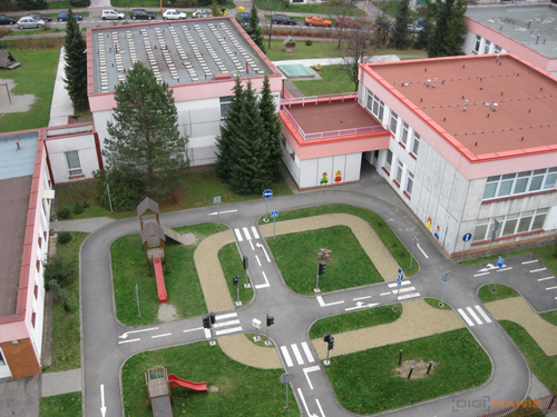 Canon PowerShot A1000 IS: ve stínu předchůdce