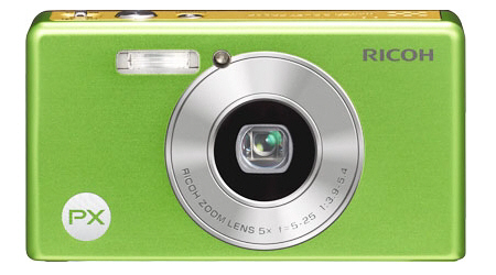 Odolný kompakt Ricoh PX