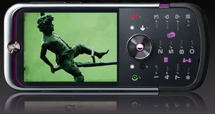 Motorola MOTOZINE ZN5: Telefon nebo fotoaparát?