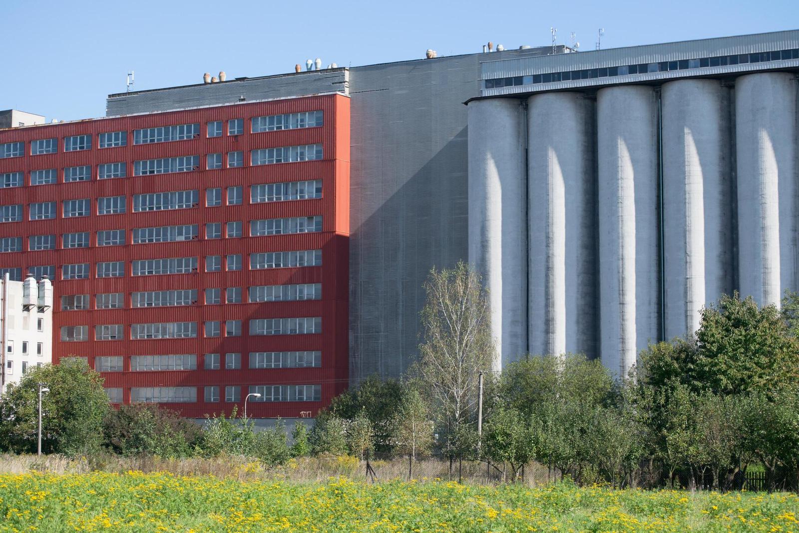 Vyšší rozlišení a hustota pixelů APS-C čipů: k čemu další MPx?