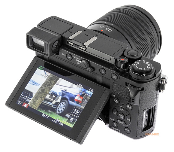 Panasonic Lumix GX9: postřehy z praxe