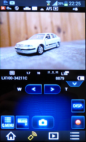 Panasonic Lumix LX100: pozoruhodný profi kompakt