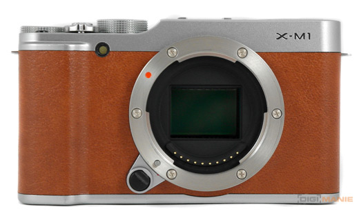 Fujifilm X-M1: našlapaná stylovka