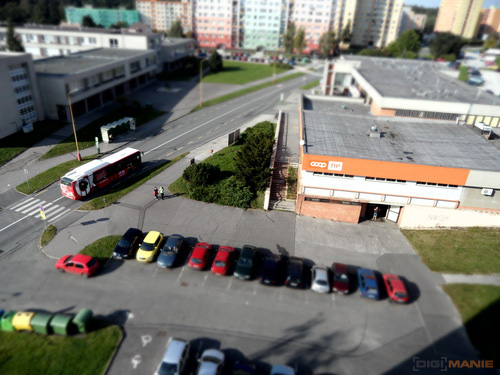 Samsung WB210: dotkněte se 21 milimetrů!