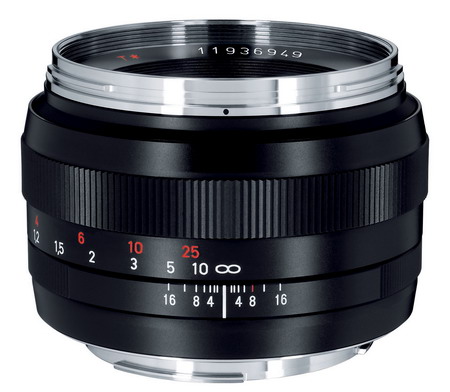 Carl Zeiss slaví 120 let výroby objektivů