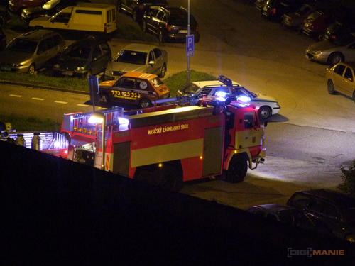 Fujifilm S100FS: jde zrcadlovkám po krku