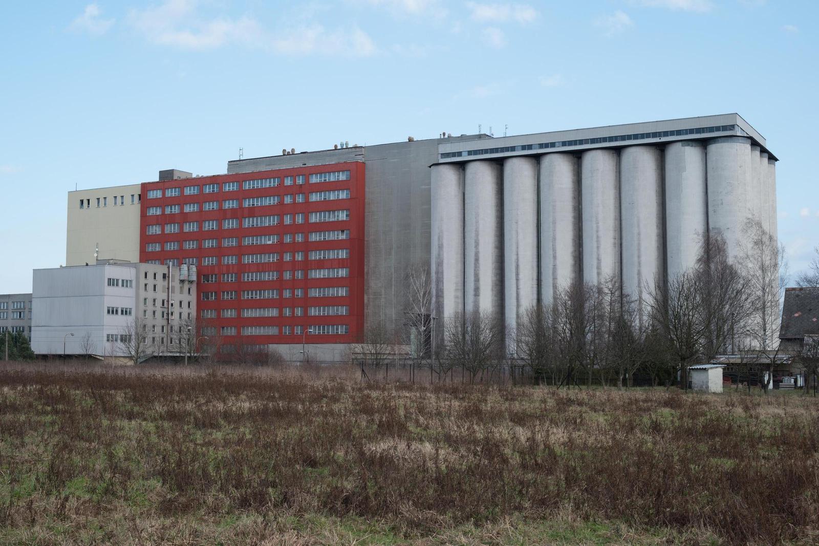 Srovnání po 6 letech, APS Samsung 14,6 MPx vs 28 MPx