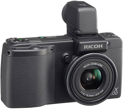 Ricoh Caplio GX-200: 12 megapixelů se stabilizací