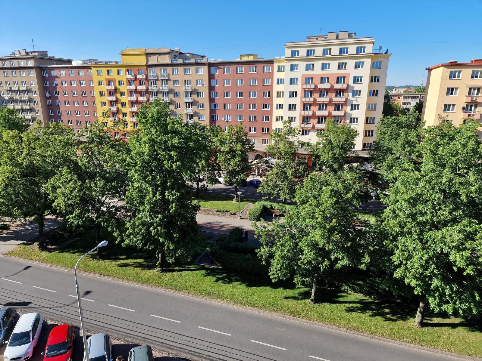 Samsung Galaxy S22 Ultra: pětioký fotografický král?