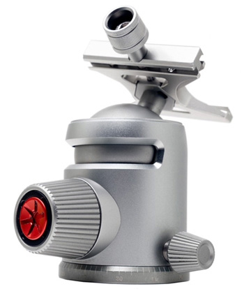 Colorado Tripod Company uvádí titanový stativ a hlavu