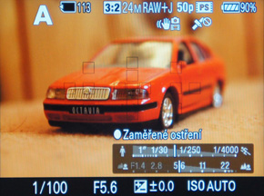 Sony Alpha SLT-A65: 24megapixelový šperk