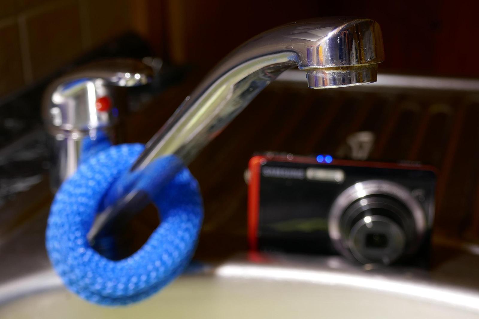 Panasonic Lumix TZ100: luxusní ultrazoom