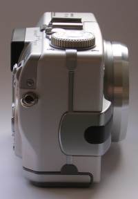 Sony DSC-V1: kompakt s vlastnostmi zrcadlovky