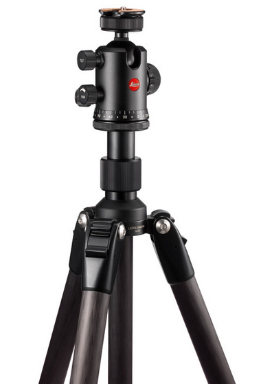 Leica uvádí stativ Traveller Tripod a dvě kulové hlavy