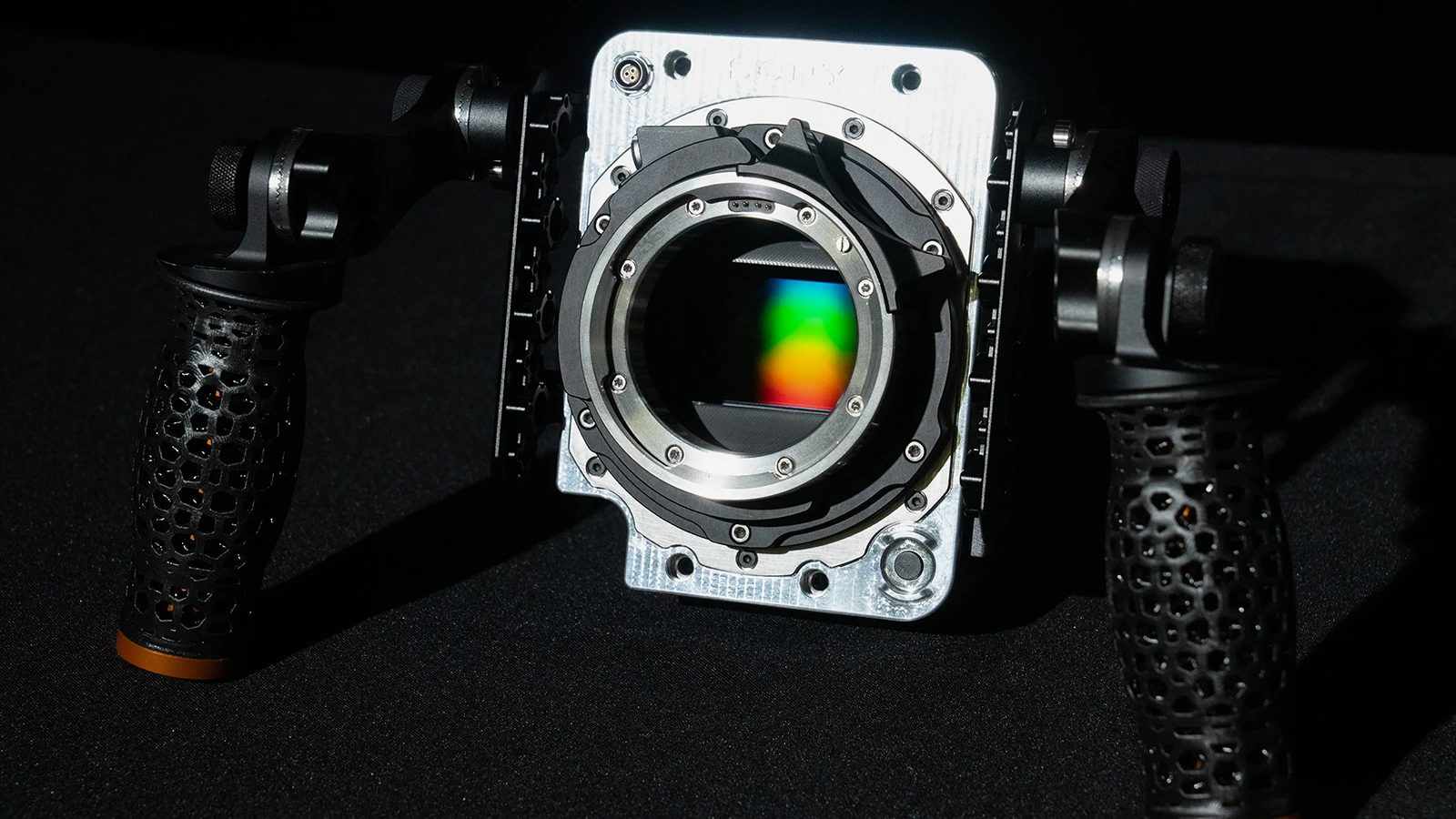Sony vyvíjí obří snímač Rialto 65 s 65mm úhlopříčkou