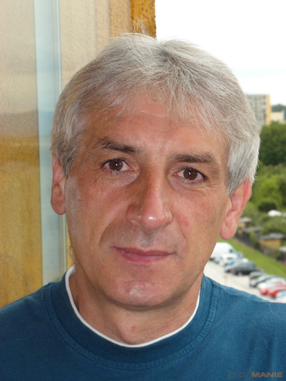 Samsung WB850F: fotící bezdrátová navigace?