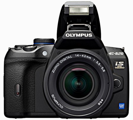 Olympus přichází s novou DSLR E-620