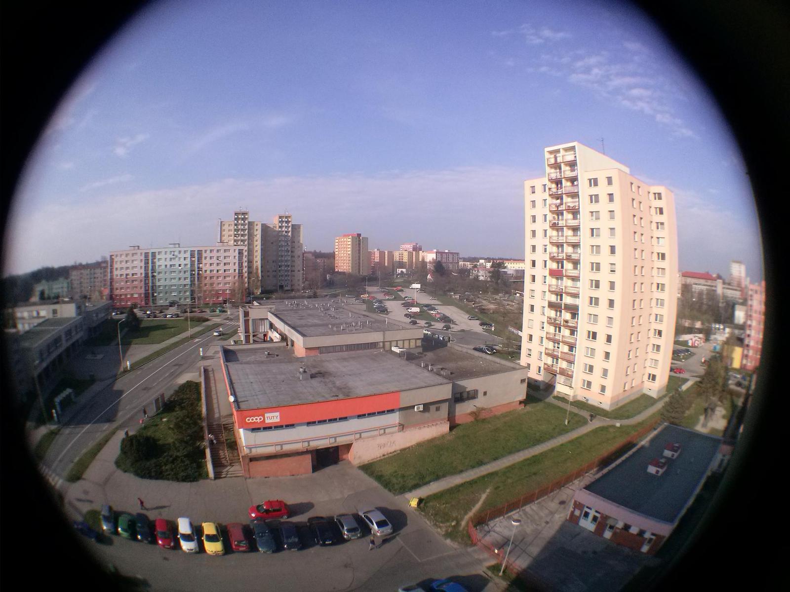 Levné hračky z eBay: předsádky pro smartphone