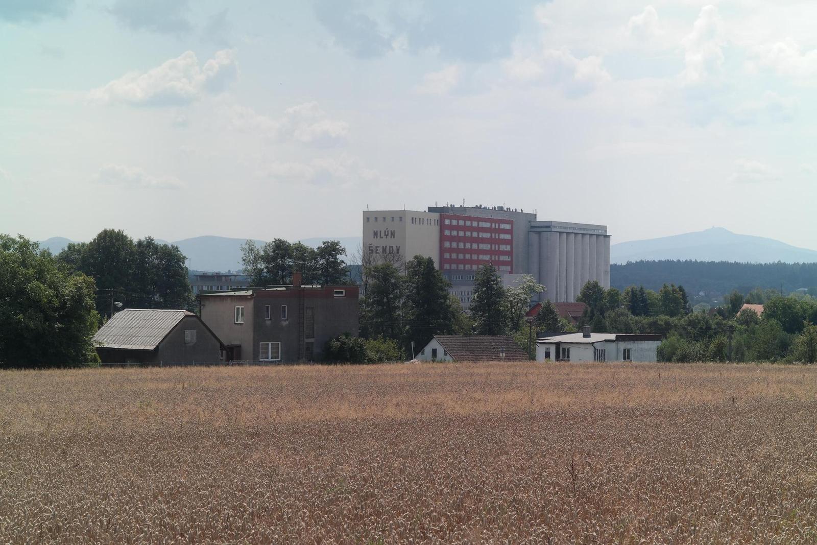 Jupiter-8 50mm F2.0 (M39)