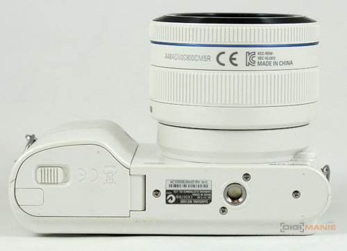 Samsung NX1000: sněhobílý bezdrát