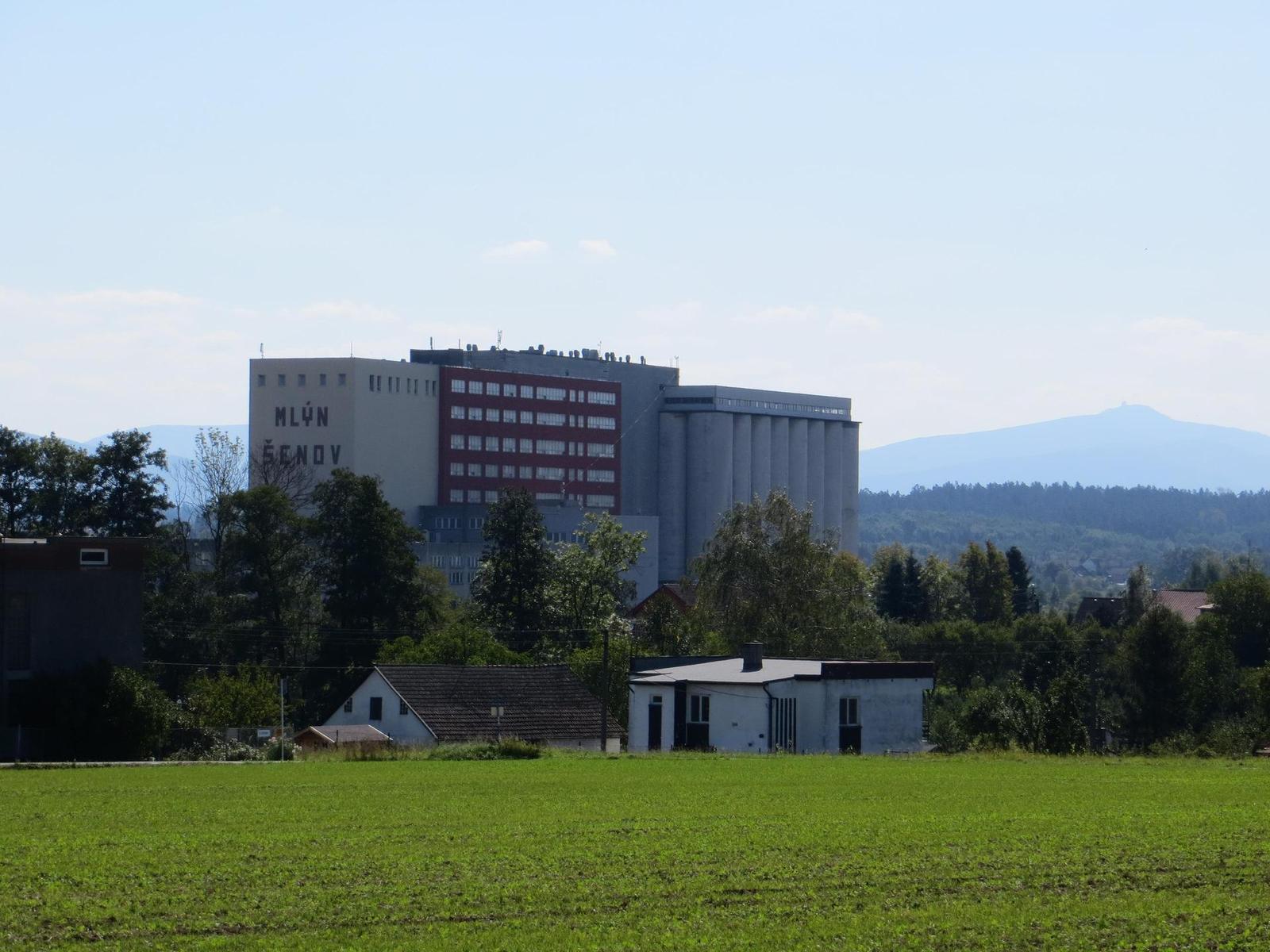 Canon PowerShot SX260 HS: ultrazoom dvou tváří