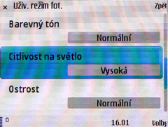 Nokia N86 8MP: s objektivem od profíka