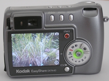 Kodak EasyShare DX7440: Elegantní a šikovný