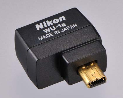 Nikon D3200, low-endová zrcadlovka s 24MPx čipem