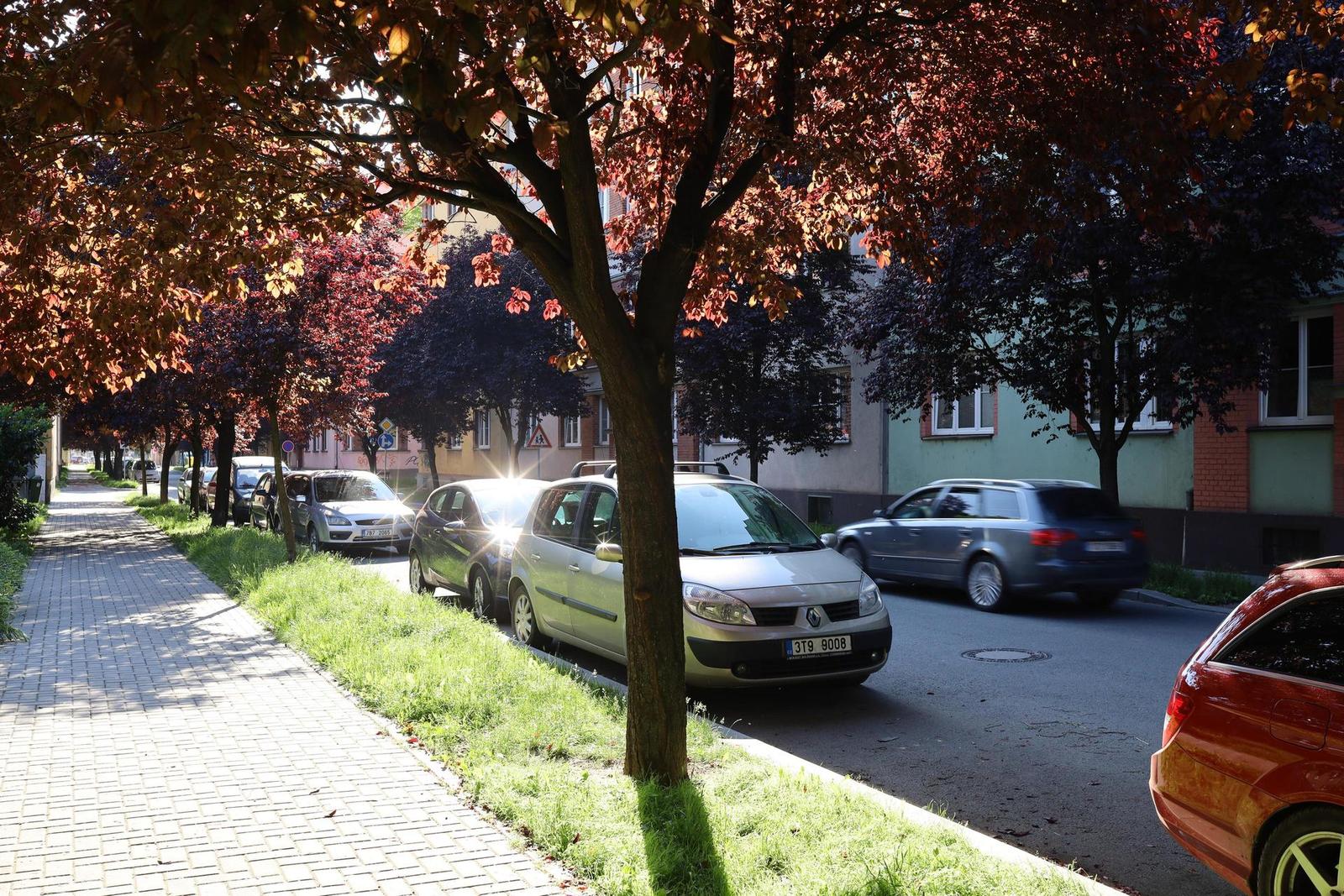 Canon EF 35mm f/2 IS USM